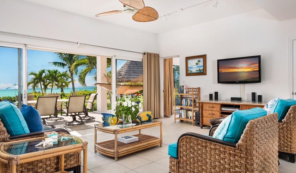 6 Harbour Gates Close Providenciales Caicos Islands